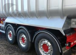 F118152-01 Fruehauf Ribsider Aggregate Body Wing Valance Nearside Left - 3 Axles